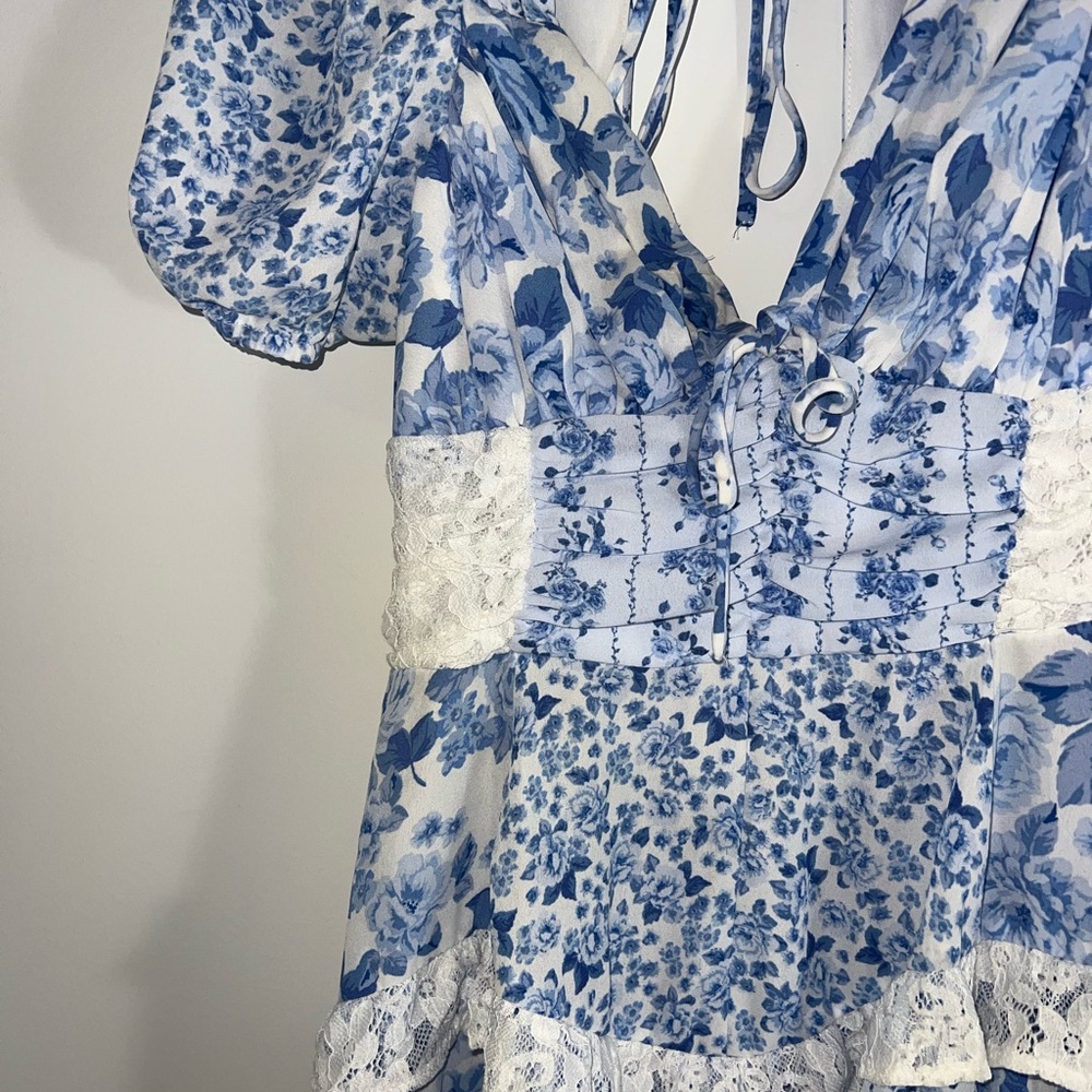 Altar'd state Aderny Floral Mini Dress Floral Blue and White Dress small - Picture 10 of 16